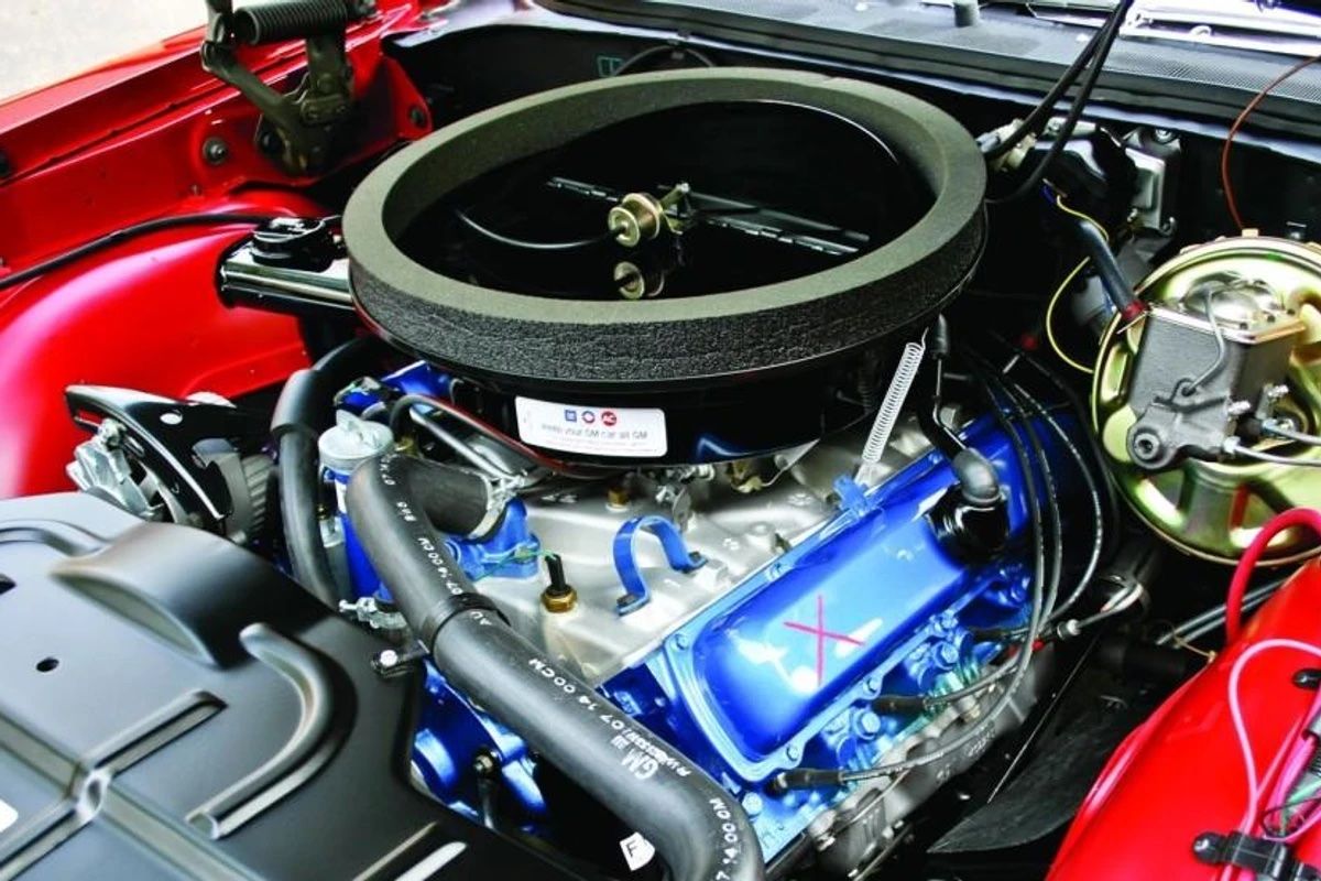 10 Muscle Car Engines That Ruled The ’60s