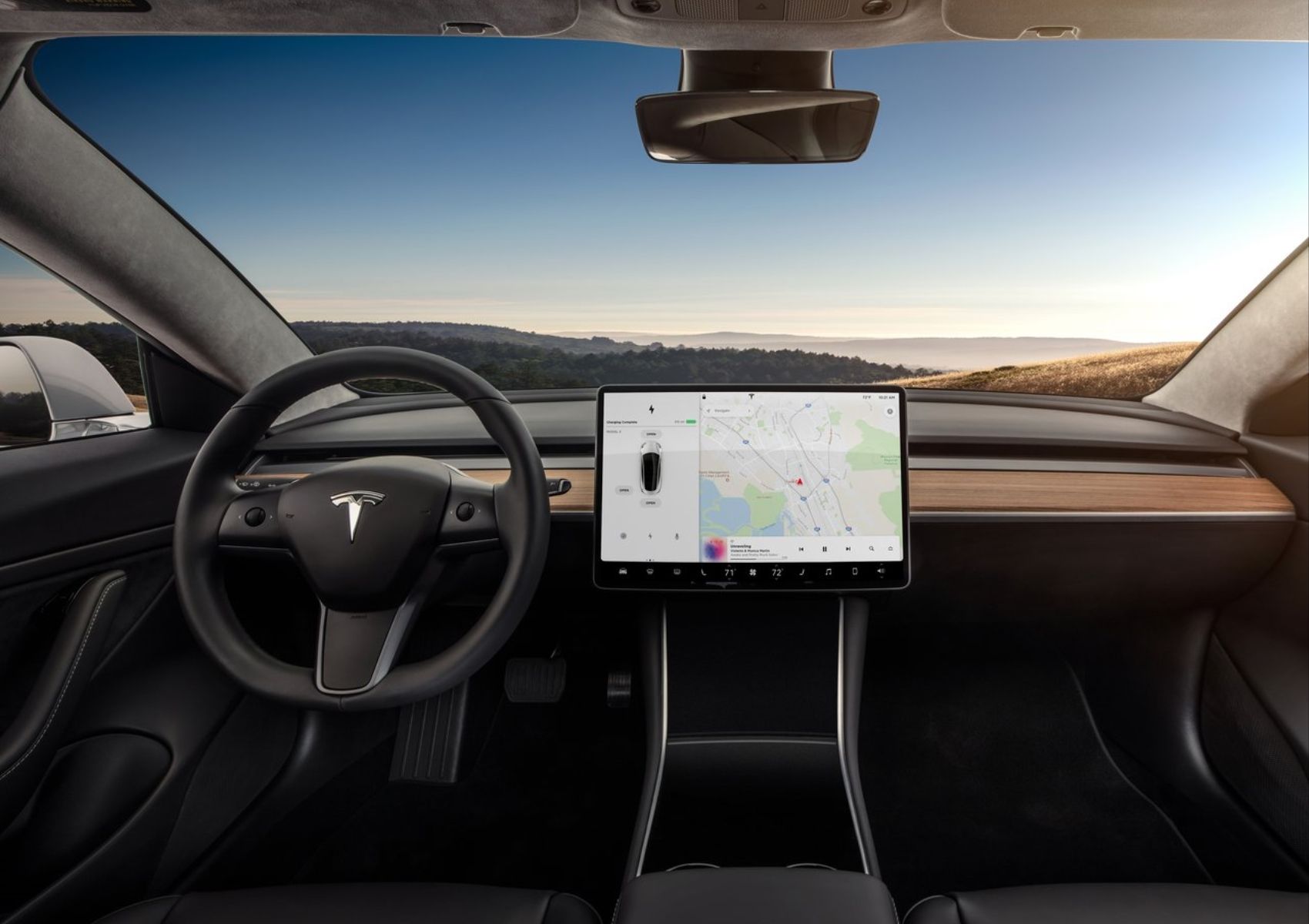 Tesla Model 3 (2018) - Interior