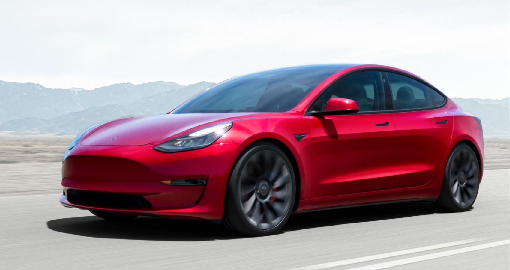 How The New Tesla Model 3 Confusingly Loses Range To Become A Better EV