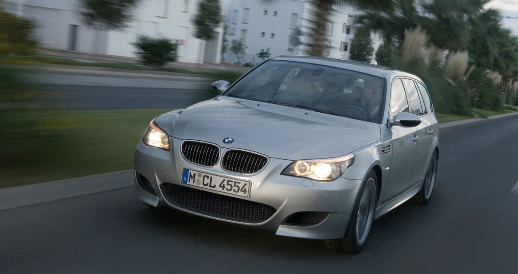 BMW M5 (2005-2010) Review