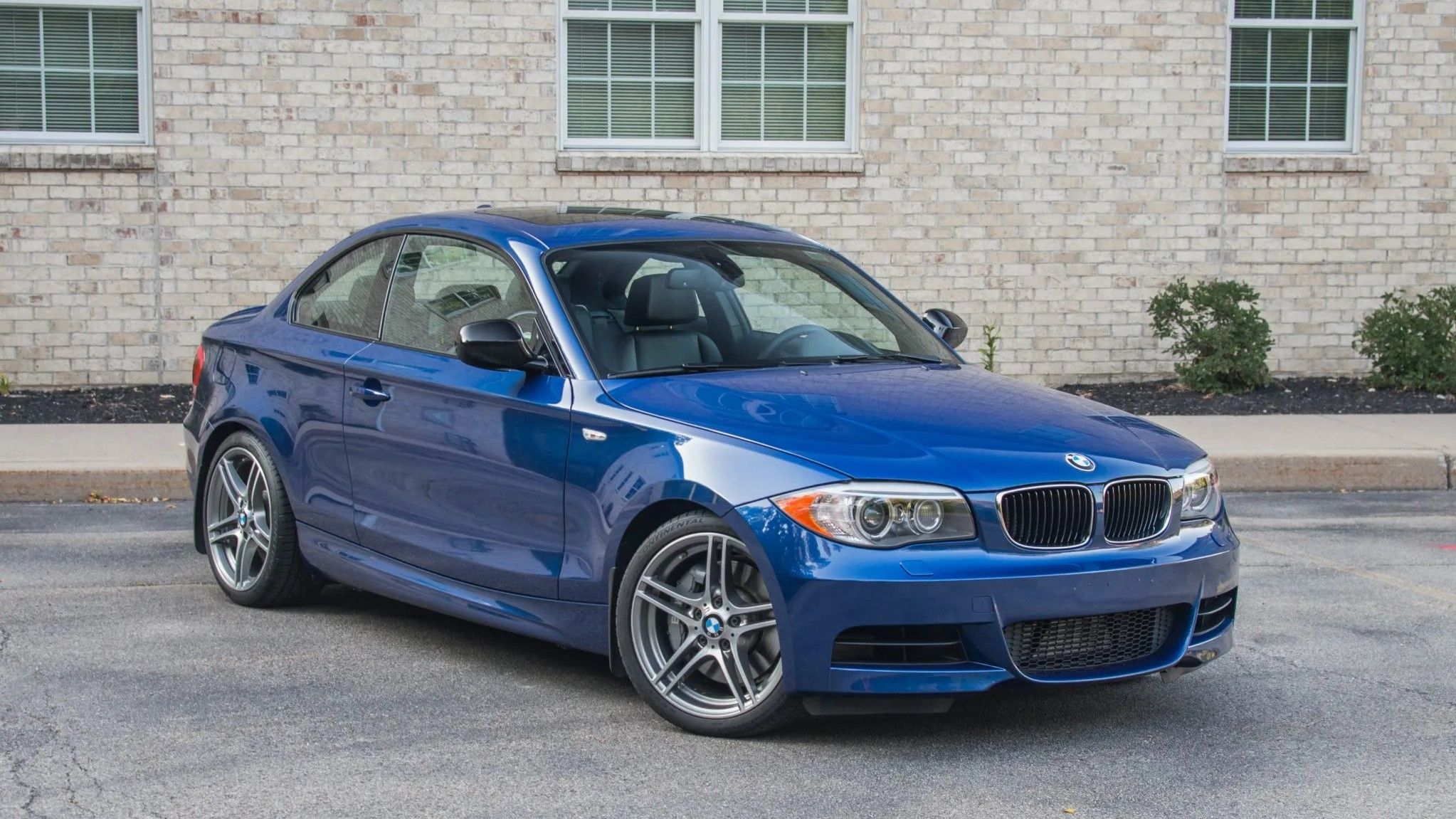 Blue 2013 BMW 135is