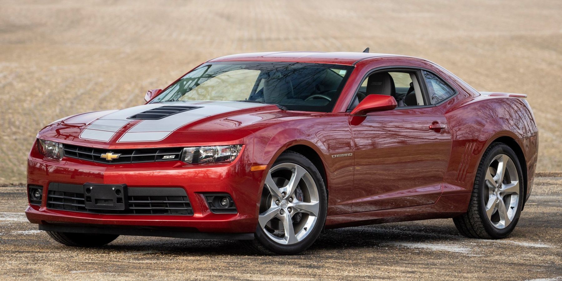 10 Awesome V8 Muscle Cars For Everyday Driving