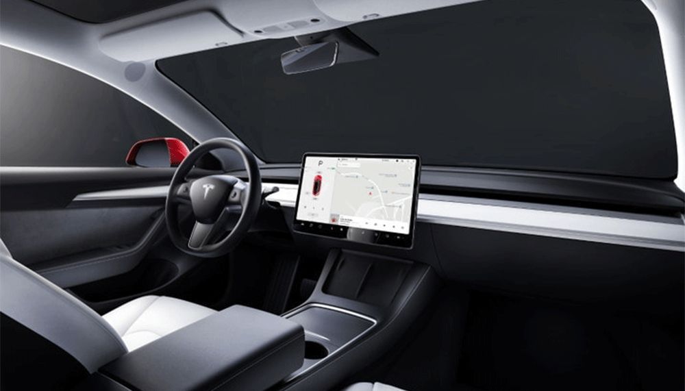 2023-Tesla-Model-3-interior