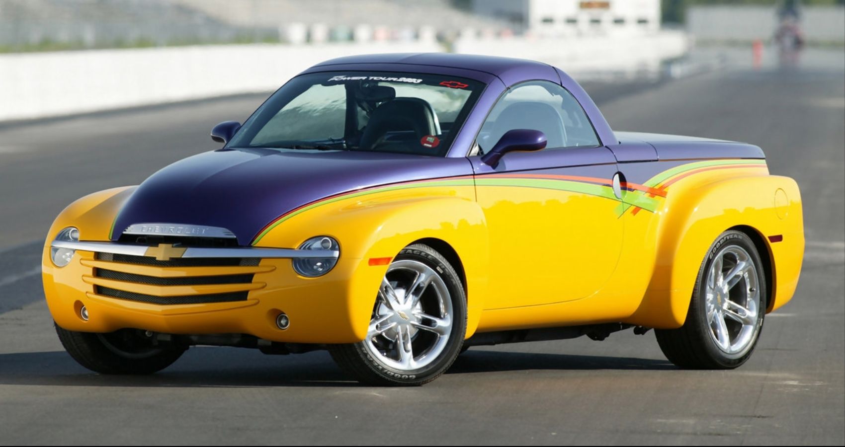 Conceito Chevrolet SSR Hot Rod Power Tour (2003) - Ângulo Frontal_rsz