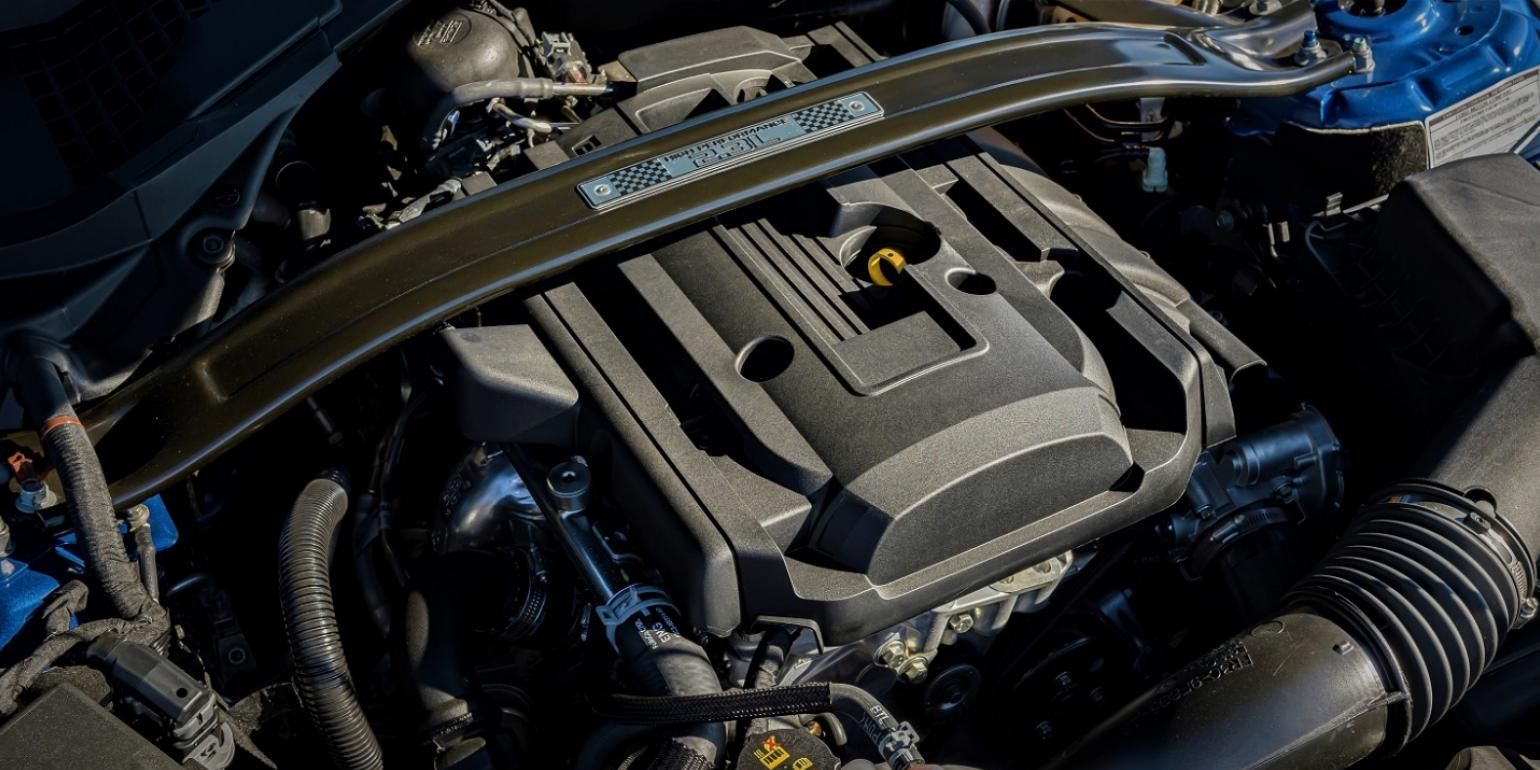 Ford Mustang 2.3L EcoBoost recortado