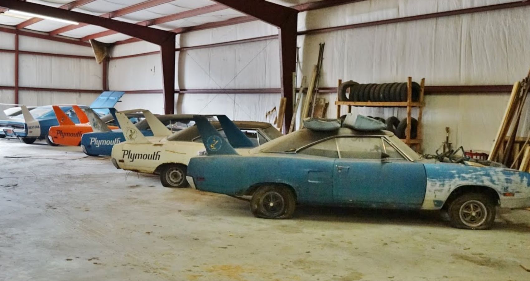 Plymouth Superbird And Dodge Charger Daytona Barn Finds