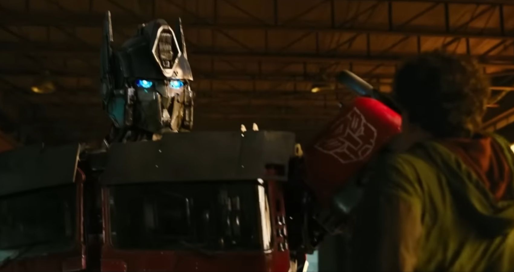 New Transformers Movie Behind The Scenes Of The Dangerous Stunts Will