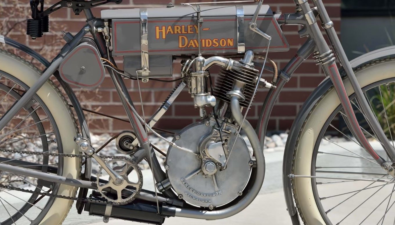 1908 Harley-Davidson Model 4 Strap Tank - National Motorcycle Museum