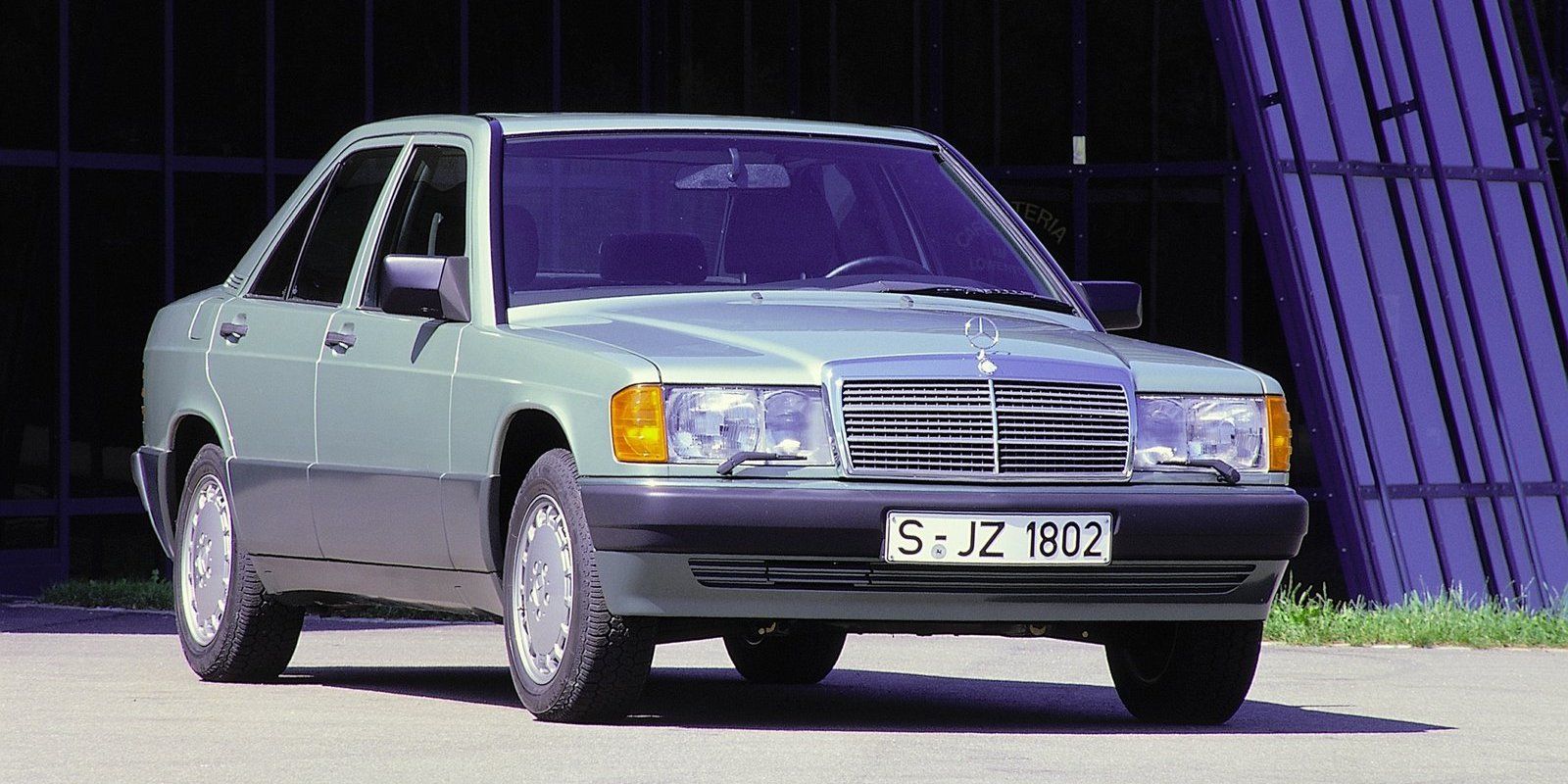 Mercedes-Benz-190E-1984