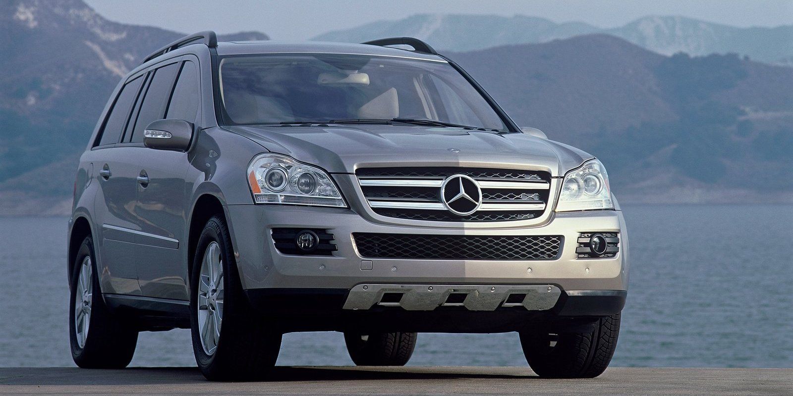 Mercedes-Benz-GL-Class-2006