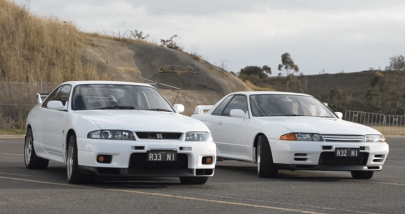 Nissan GT-R N1 Collection front view of the R33 and R32 N1