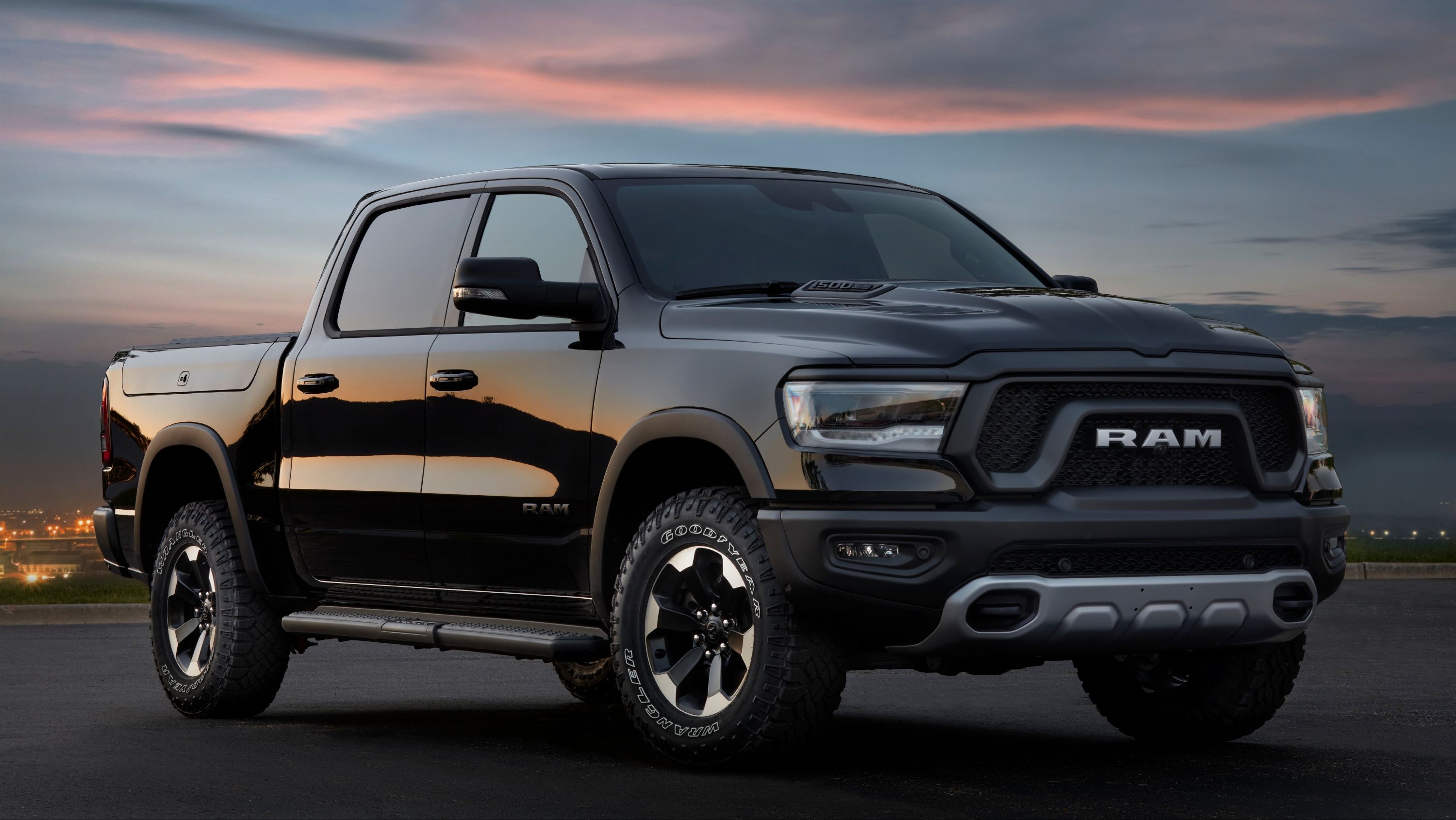 2023 Ram 1500 Vs. 2023 Ford F-150 Comparison: Here's How The Popular ...