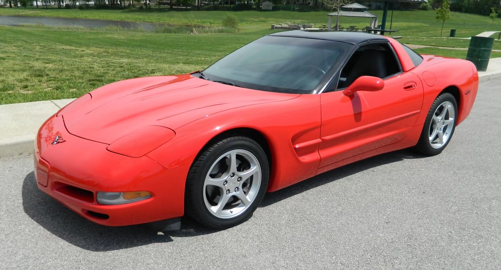 1998 Chevrolet Corvette C5 in Red