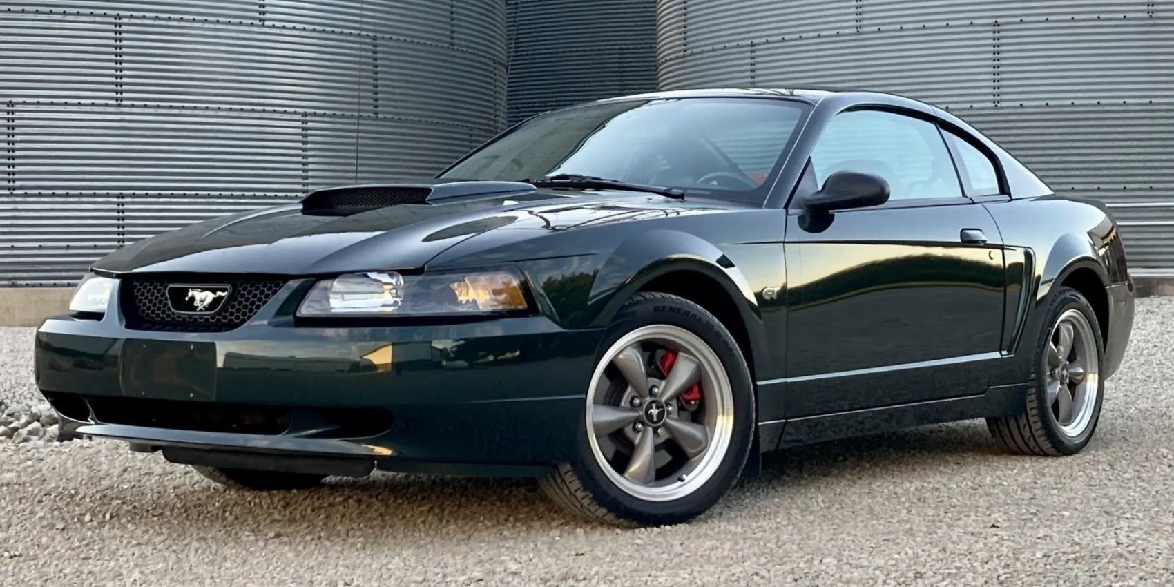 Cortado Ford Mustang GT Bullitt 2001
