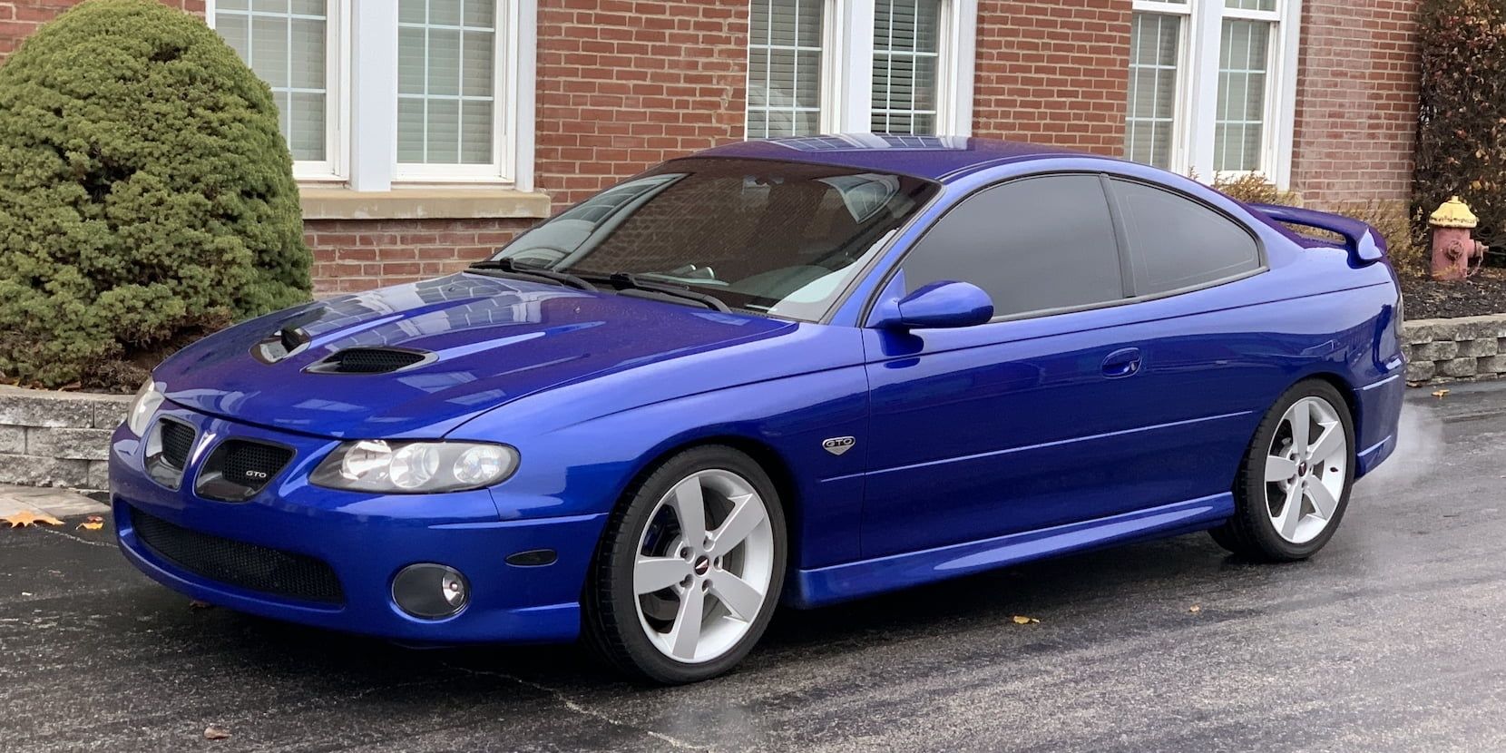Pontiac GTO 2006 cortado