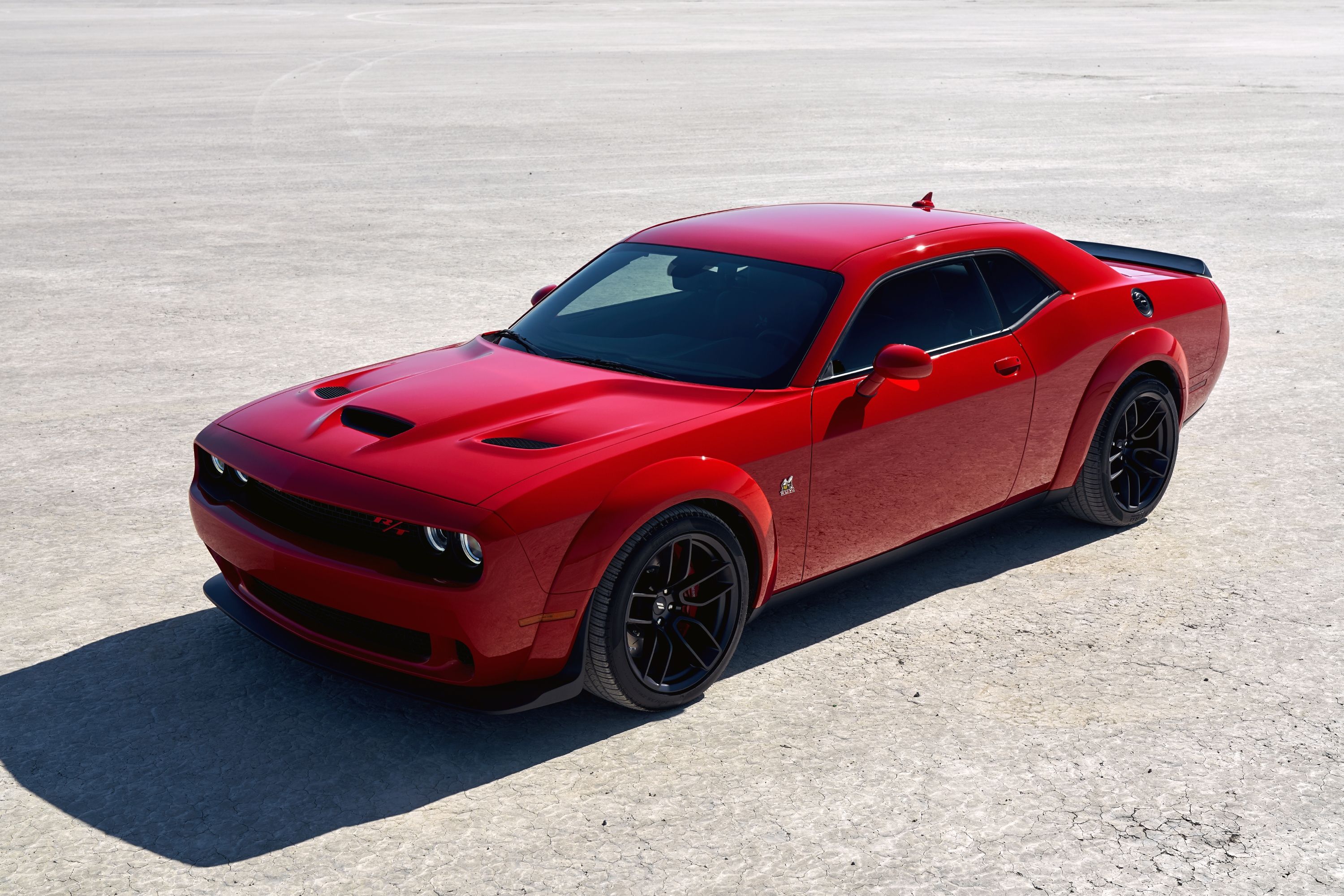 2021 Dodge Challenger em vermelho
