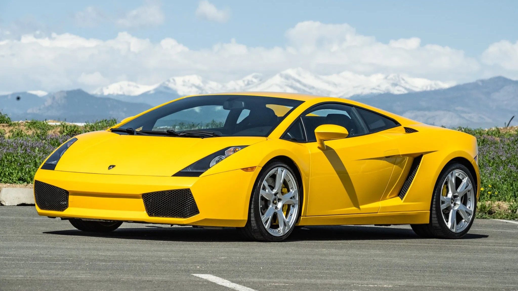 Yellow 2005 Lamborghini Gallardo