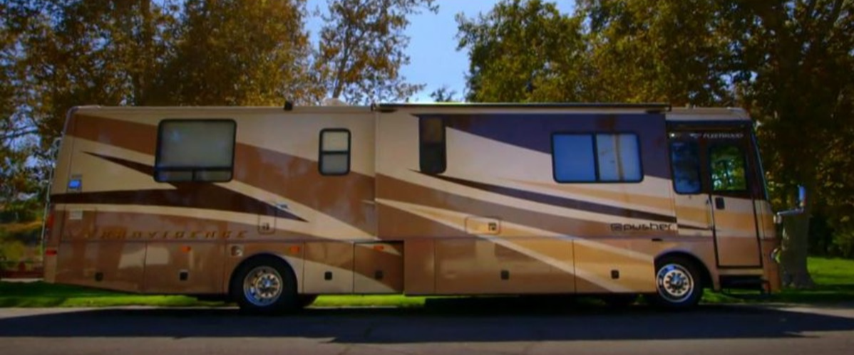 Empurrador Fleetwood - Gwen Stefani RV