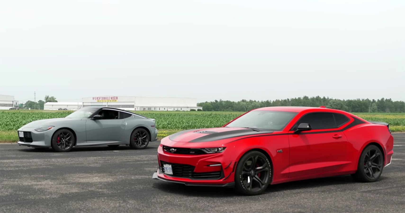 Nissan Z v Chevrolet Camaro