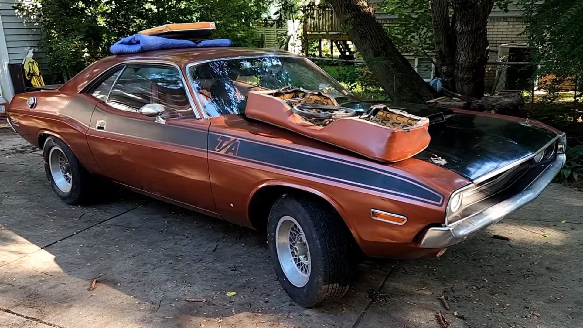 1970 Dodge Challenger T/A Gets Rescued After Sitting For Years In The Dilapidated Packard Plant In Detroit