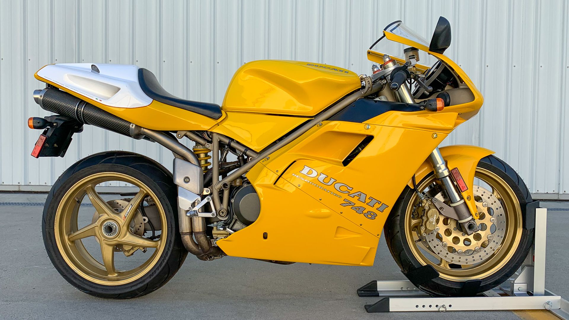 Ducati 748 1997