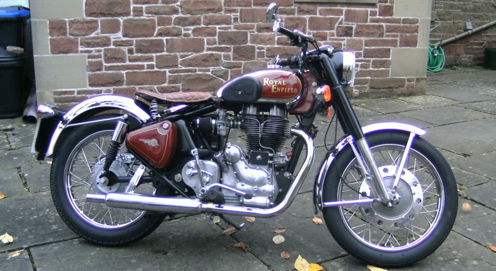 royal bullet top model price