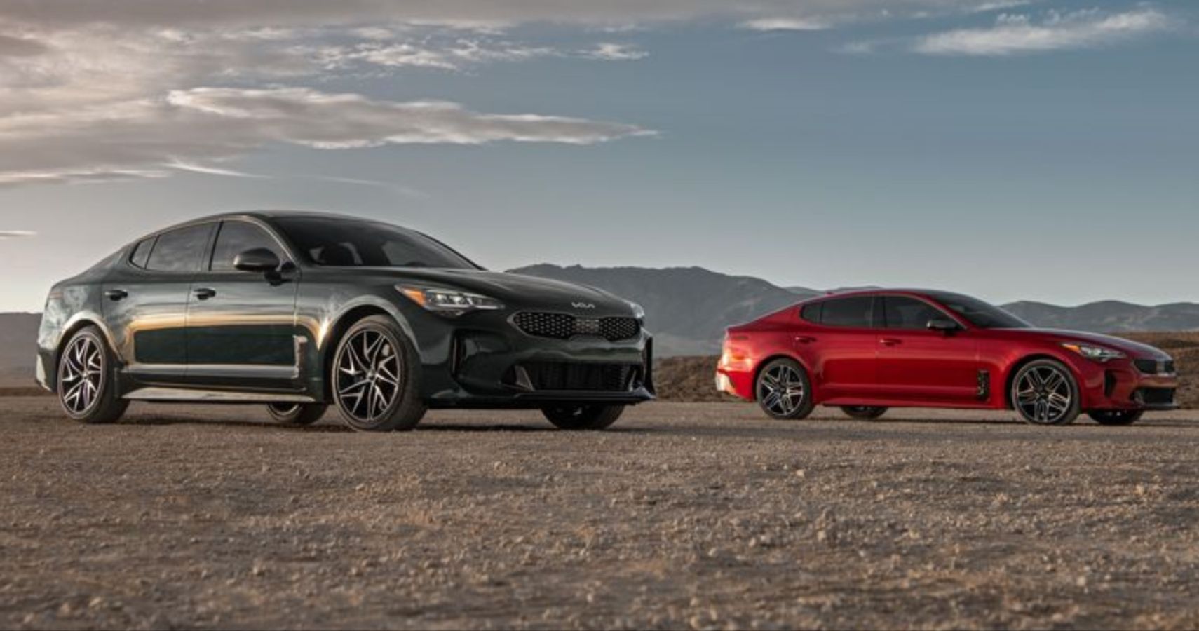 2022 Kia Stinger GT and GT2 Front view in parking lot