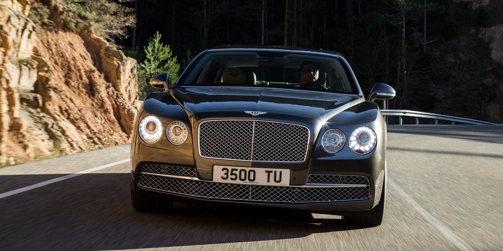 Bentley-Flying_Spur-2013