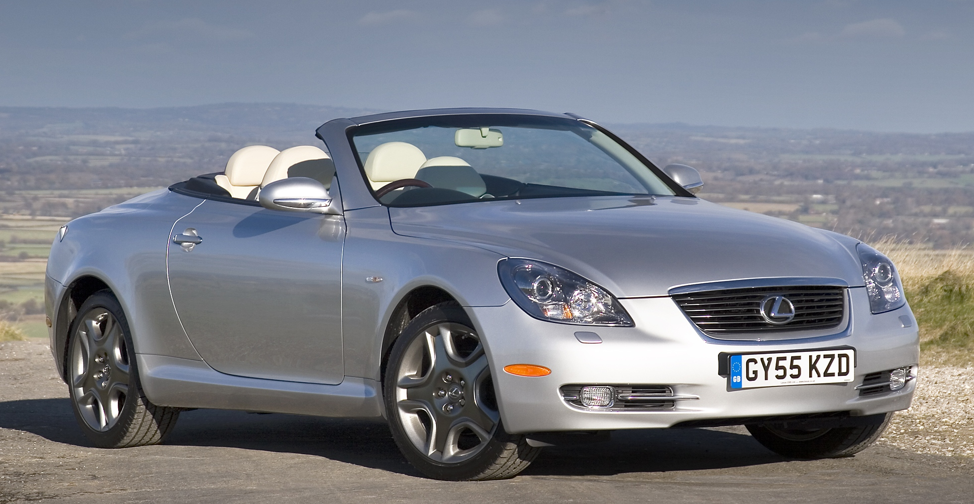 Lexus SC430 de cima para baixo