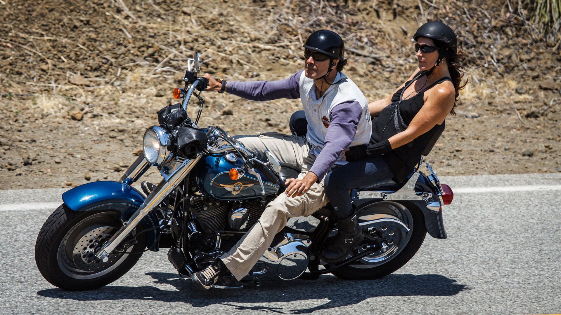 Harley-Davidson Club Style on Mulholland drive 