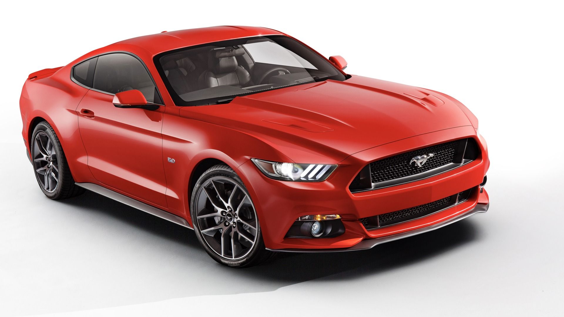 Here's How The New 5.0-Liter V8 In The 2024 Ford Mustang Compares To ...