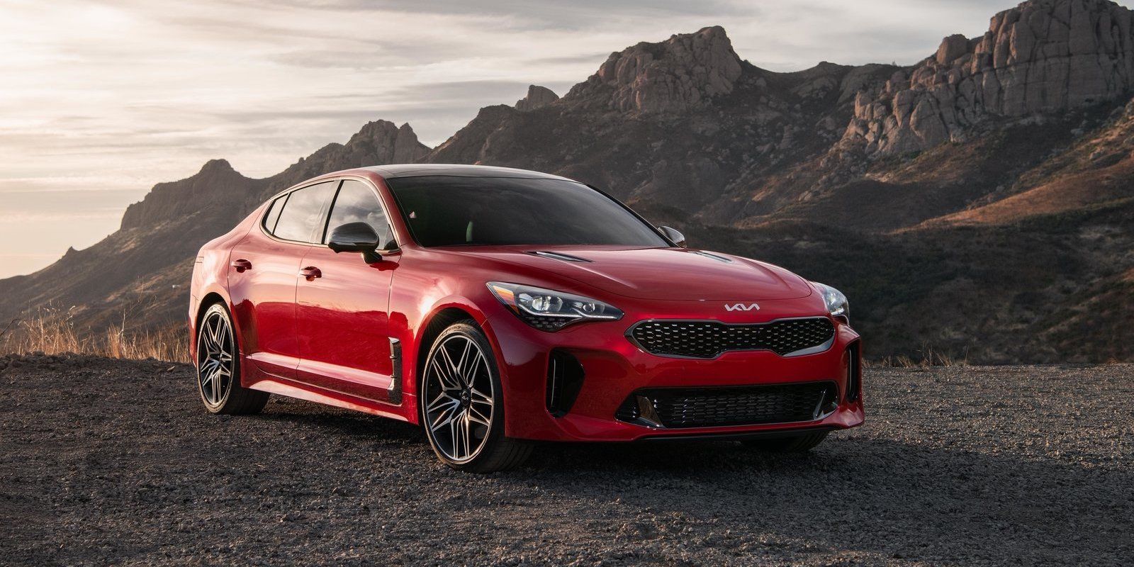 Frente Kia-Stinger