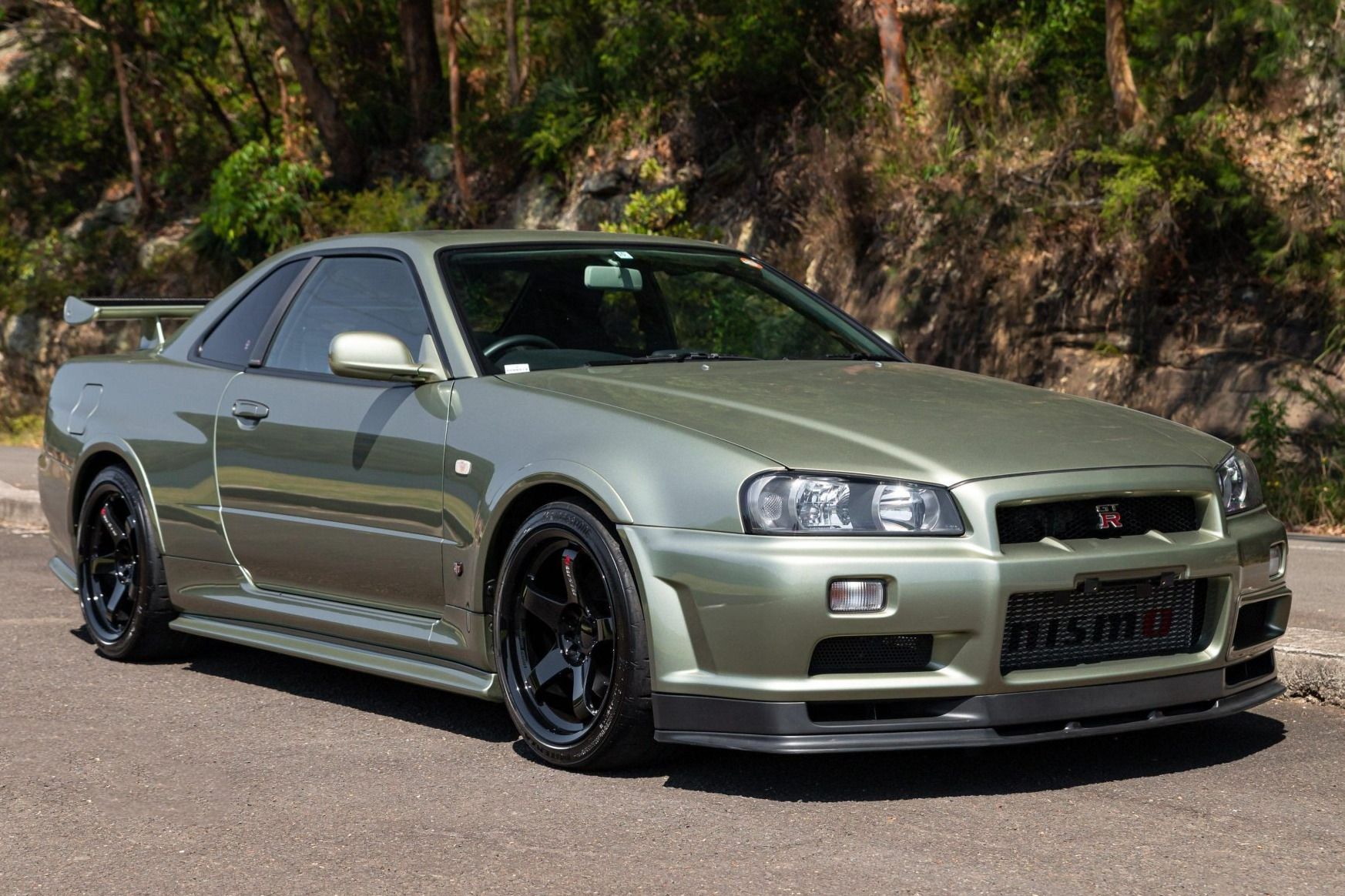 Nissan Skyline GT-R (R34)