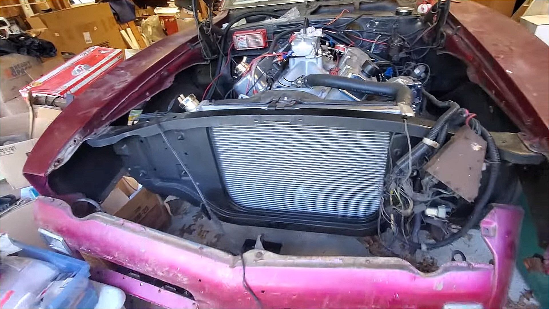 Foto do compartimento do motor do Chevrolet Camaro 1967