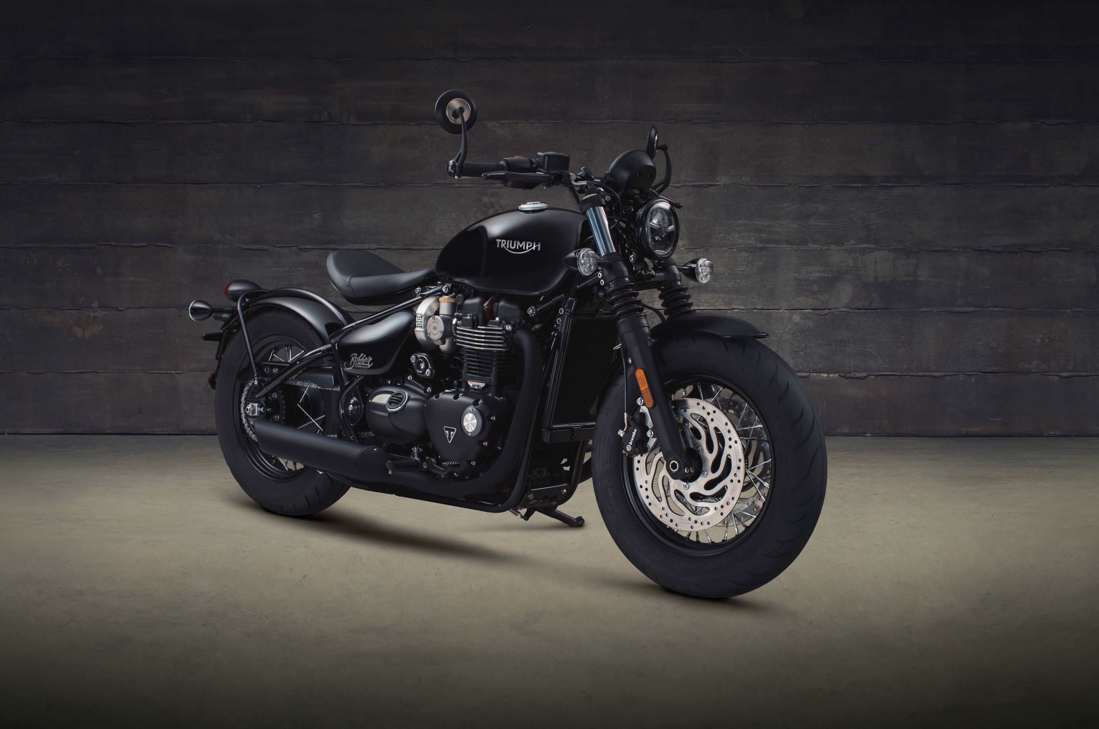 Triumph Bonneville Bobber Preto