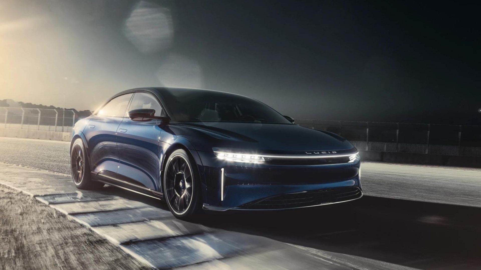 O novo Lucid Air Sapphire 2023