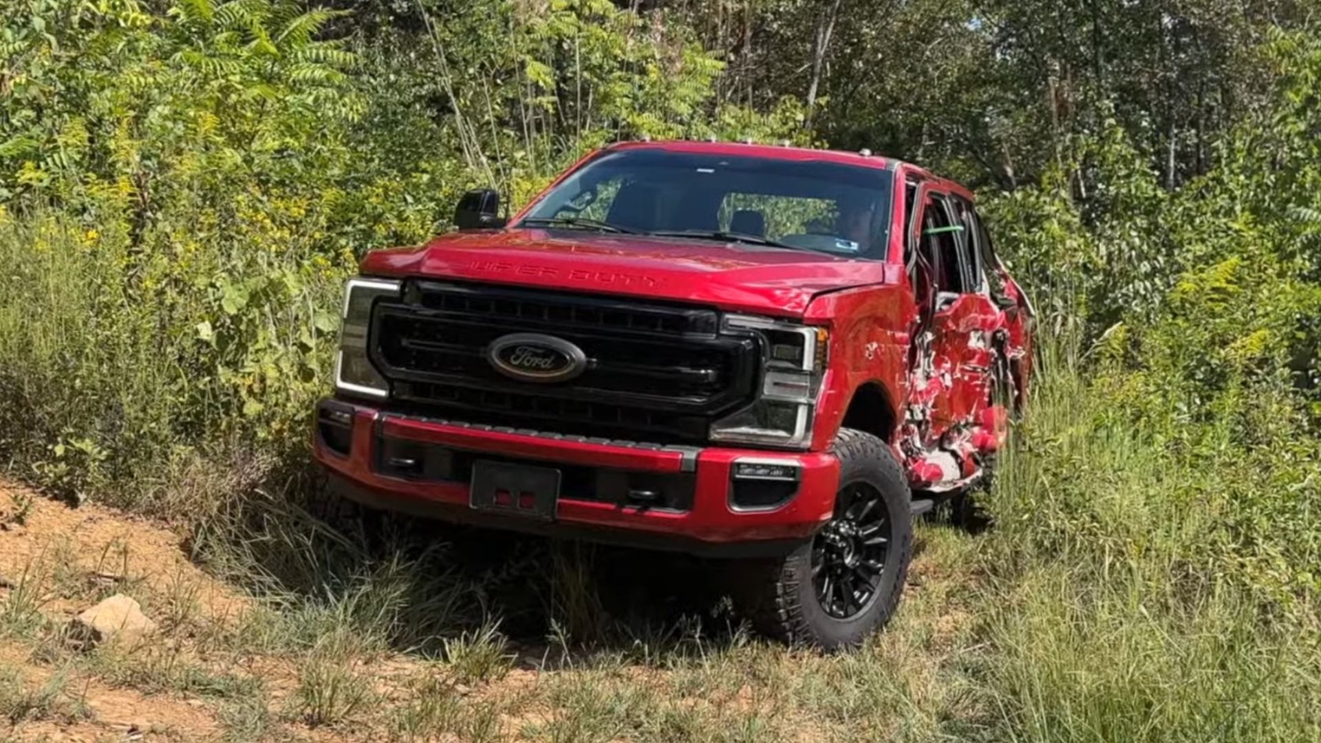 This Wrecked Ford F Tremor Handles Off Roading Like A Champ