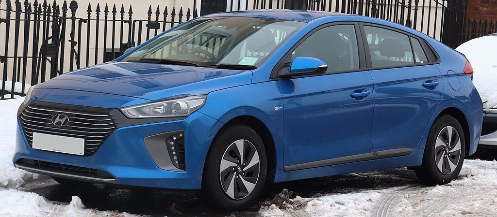 2018 Hyundai Ioniq SE HEV dianteiro