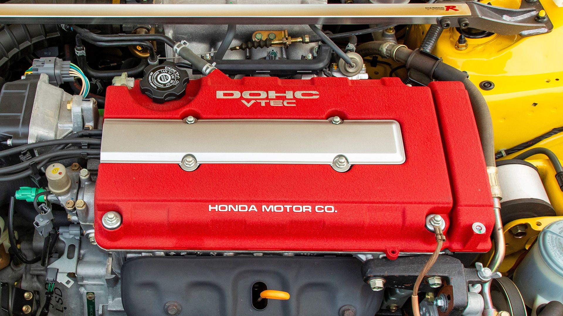 B18C5 Engine From An Acura Integra Type R