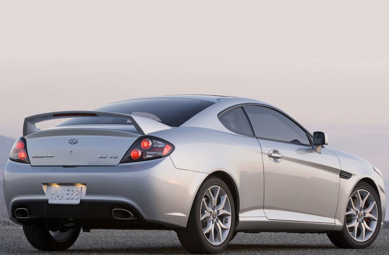 Don t Believe The Hate Hyundai Tiburon Sports Car Pros Cons