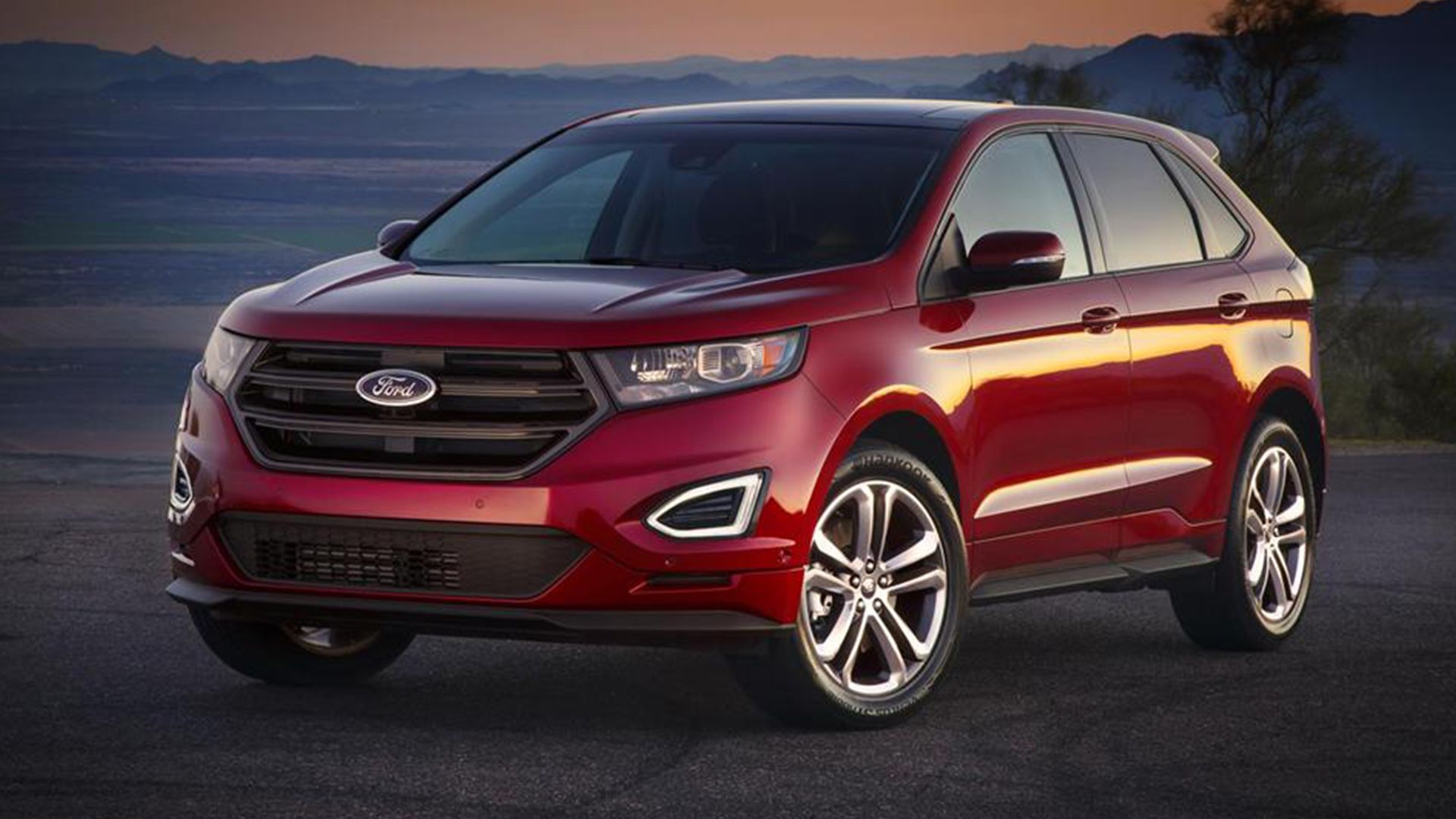 Exterior photo of Ford Edge 2015