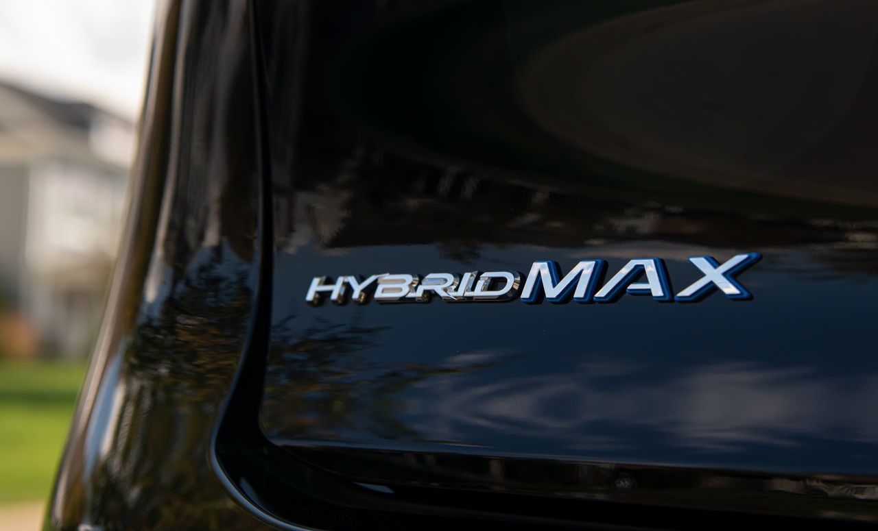 2023 Toyota Crown Híbrido-Max
