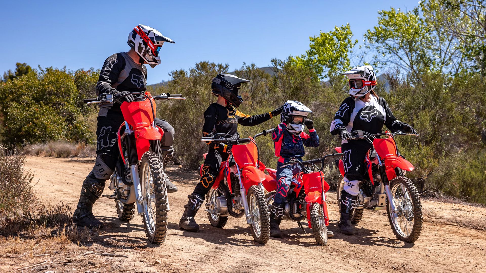 Sepeda Motor Trail Anak Terbaik Honda CRF50F 2024