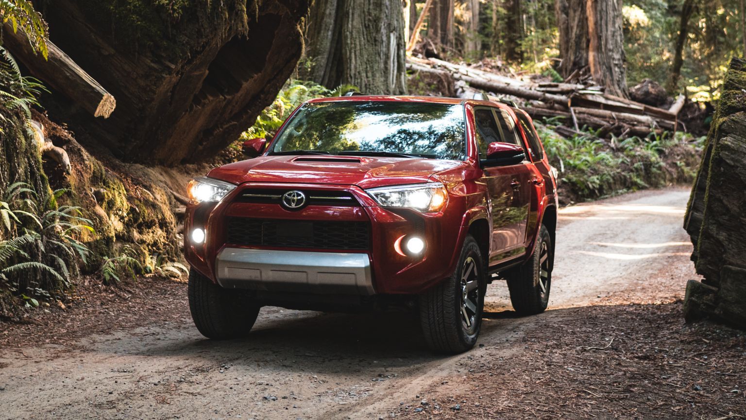 2024 Toyota 4Runner TRD Off-Road Premium em Barcelona Vermelho Metálico vista frontal