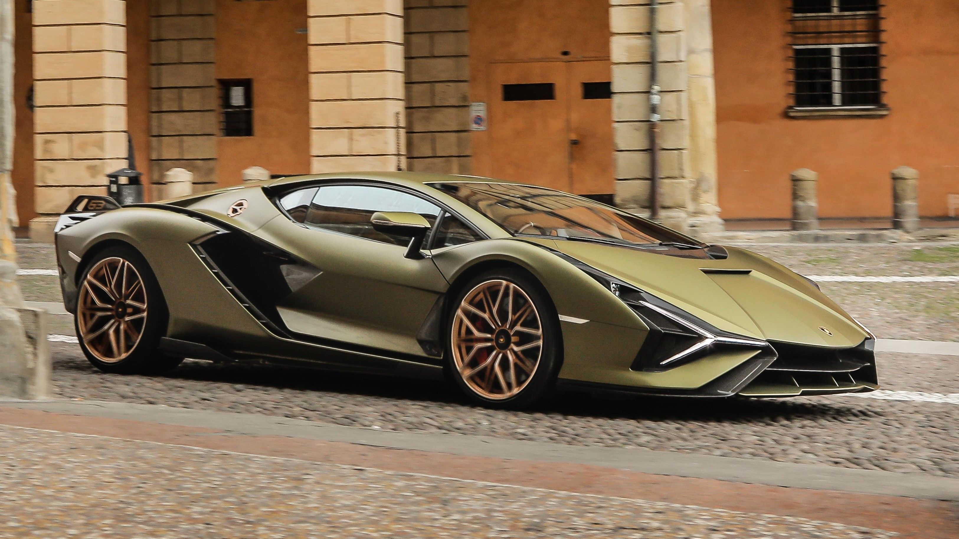 Matte Green Lamborghini Sián FKP 37