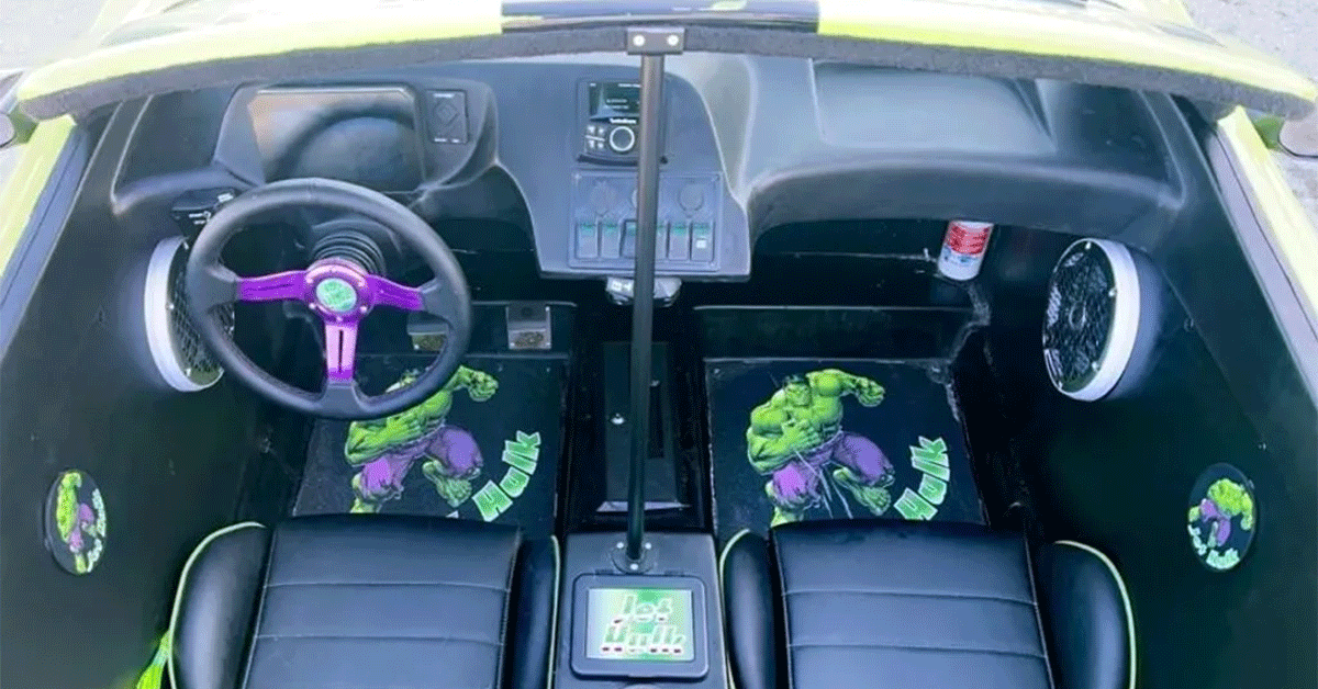Interior do C7ChevyCorvette JetCar