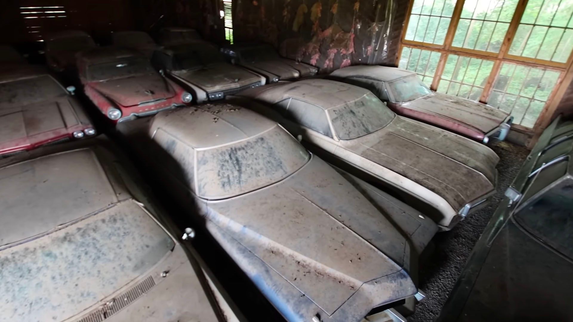 Iron Trap Garage find 50s, 60s classic cars in an abandoned airplane hangar