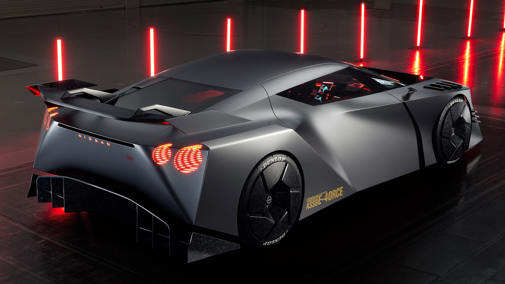 Nissan Hyper Force quarto traseiro
