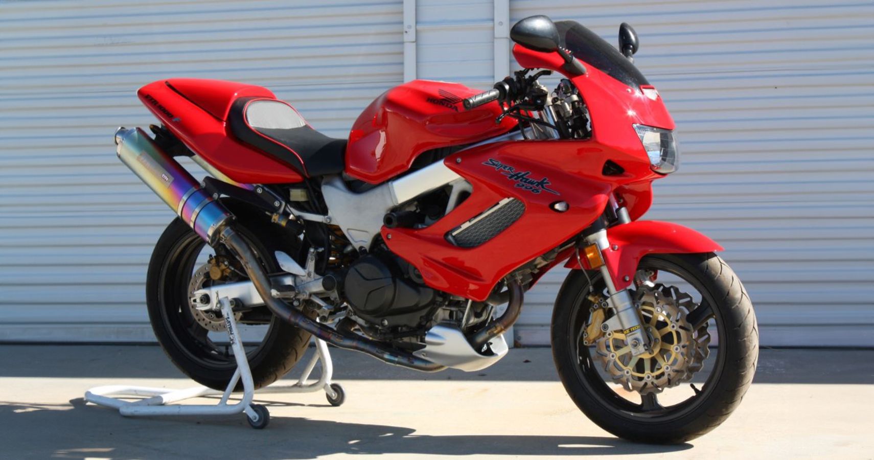 Superbike japonesa vermelha