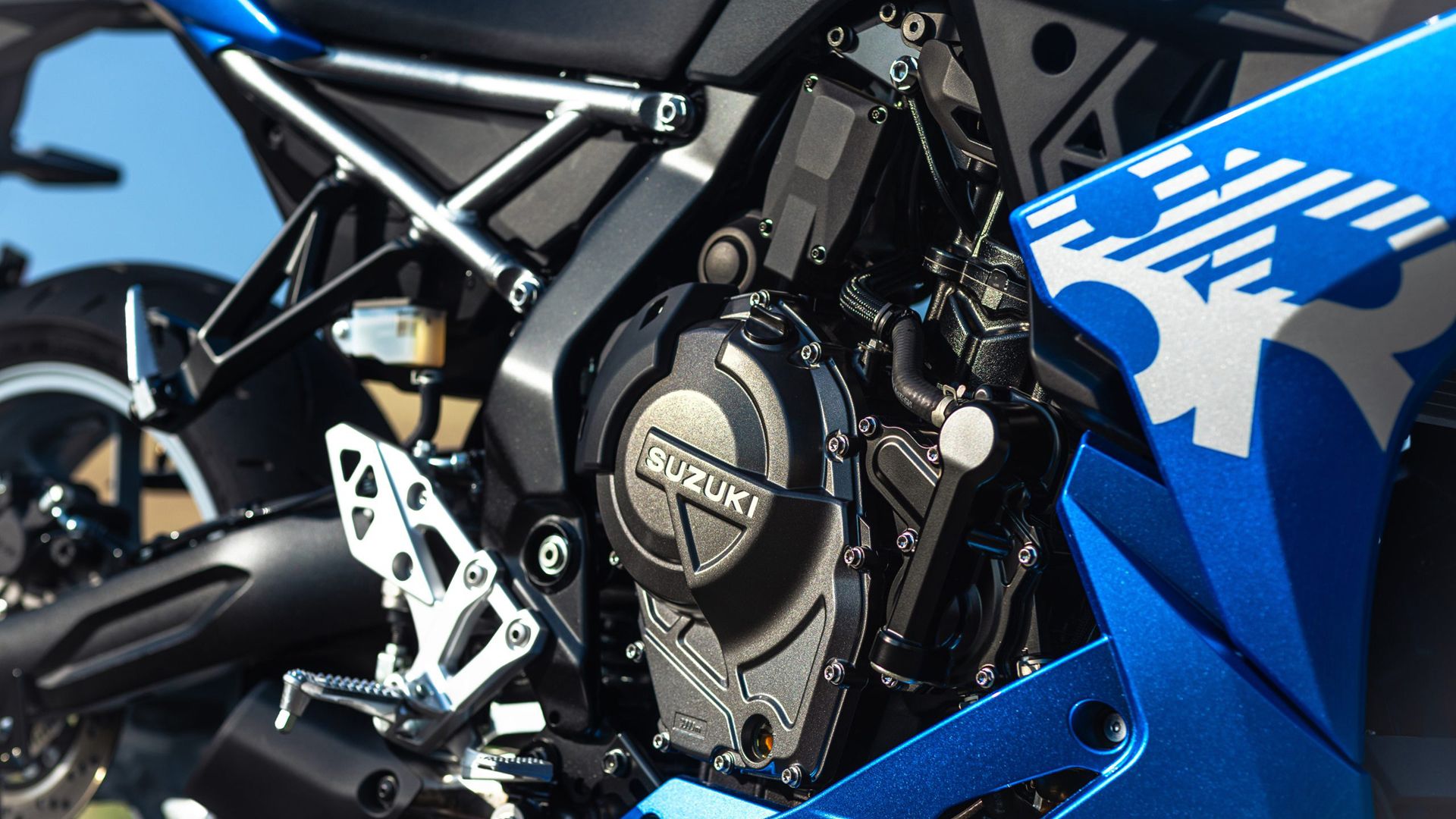 2024 Suzuki GSX8R 10 Things We Love